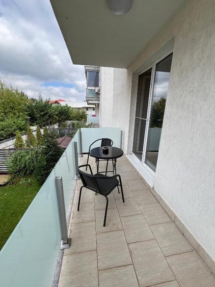 Apartament cu 2 camere decomandat în 16 Februarie