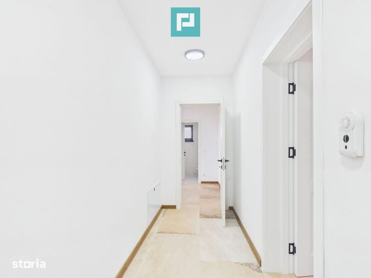 Apartament cu 4 camere semidecomandat în Nădab