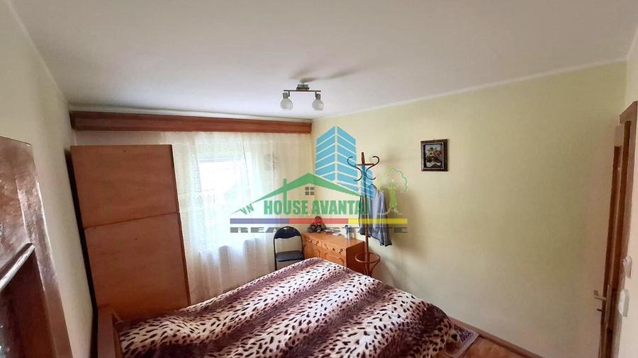 Apartament cu 3 camere decomandat în Gară