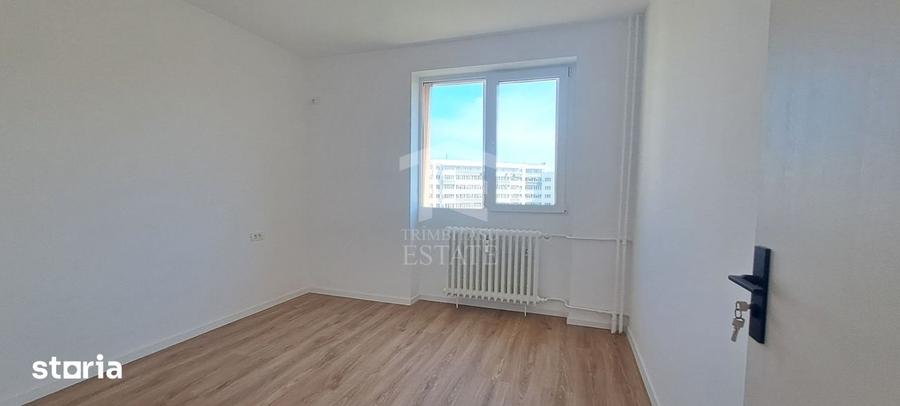 Apartament cu 3 camere în Tineretului