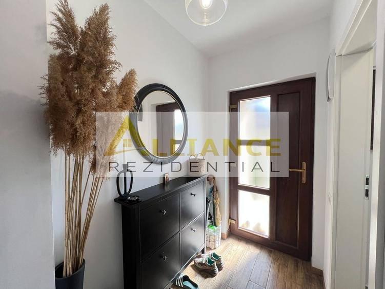 Duplex cu 4 camere cu Canalizare în Berceni