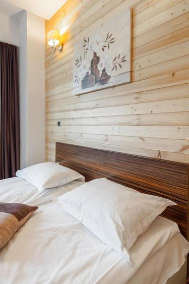 Apartament cu 3 camere decomandat în Poiana Brașov