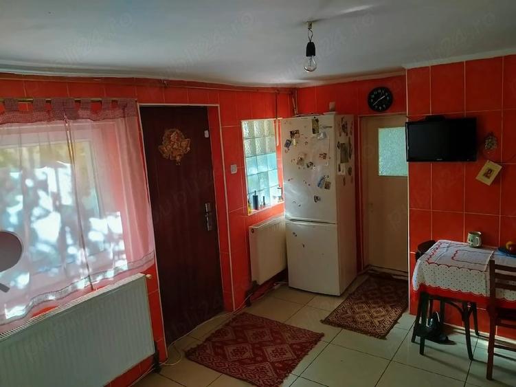 Casă cu 3 camere cu Teren 184 Mp în Viilor