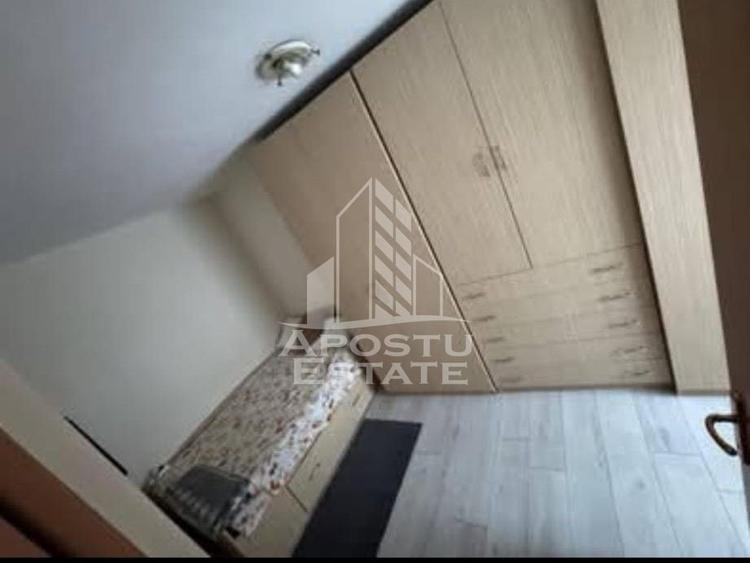 Apartament cu 2 camere semidecomandat în Fratelia
