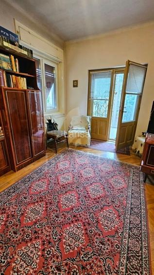 Apartament 3 camere în zona SEMICENTRALA