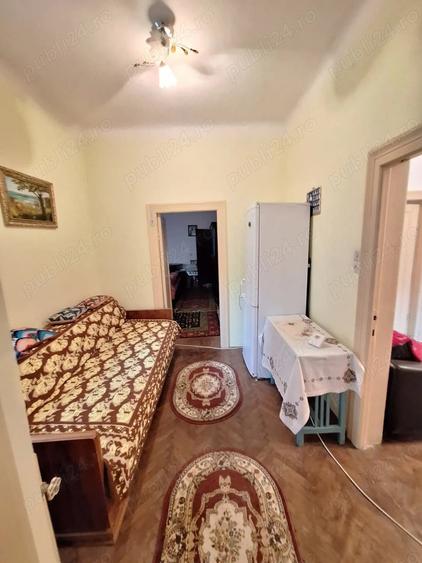 Casă cu 3 camere în Central