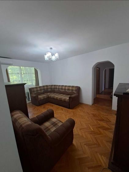 Apartament 4 camere - De inchiriat - 4