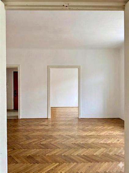 Apartament cu 4 camere circular, mobilat în Grădina Icoanei