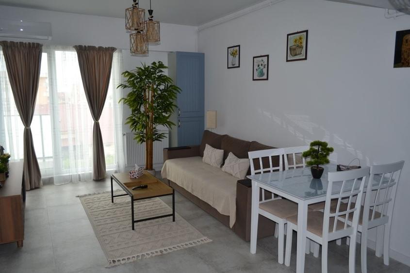 Inchiriez apartament Mamaia Nord - 2