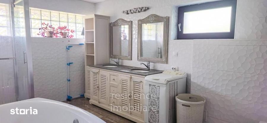 Casă cu 5 camere cu Teren 900 Mp în Făget