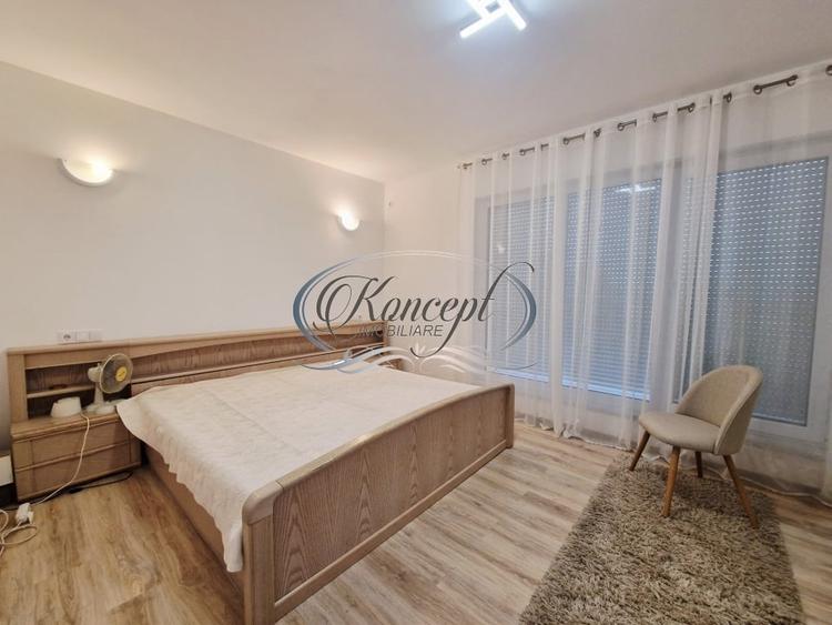 Casă cu 4 camere semidecomandat cu Canalizare în Dâmbul Rotund
