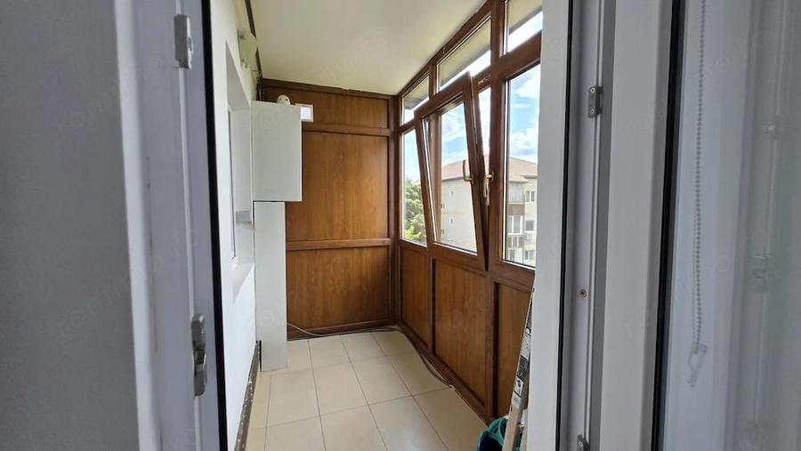 Apartament cu 2 camere decomandat în Soarelui