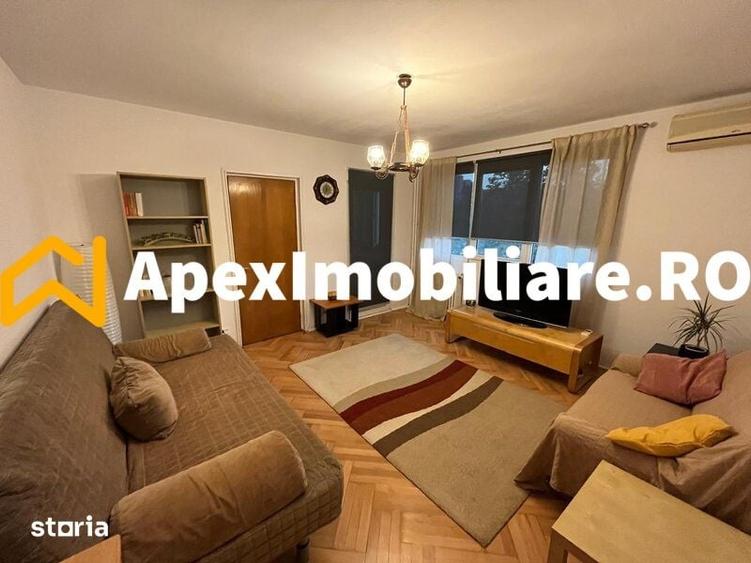 Apartament cu 3 camere decomandat în Titan