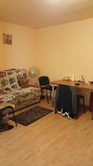 Apartament cu 2 camere decomandat în Traian