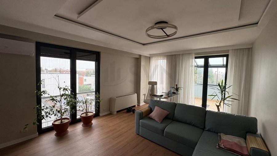 Apartament cu 4 camere decomandat, mobilat în Nord
