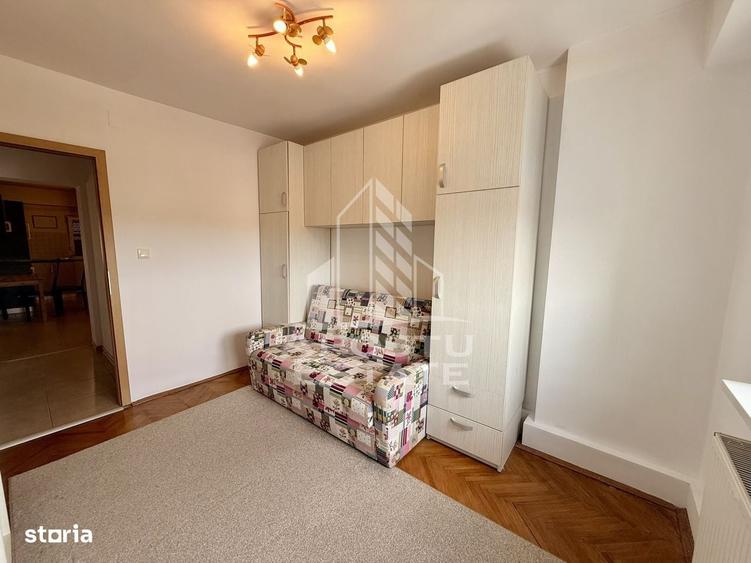Apartament cu 3 camere decomandat în Dumbrăvița