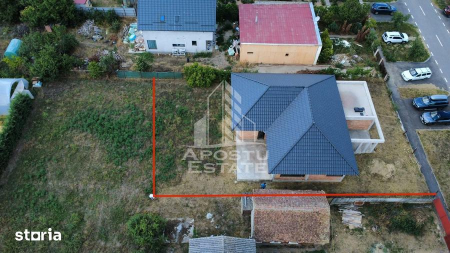 Casă cu 4 camere cu Teren 671 Mp în Parța