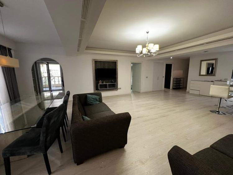 Apartament cu 3 camere decomandat în Șoseaua Nordului
