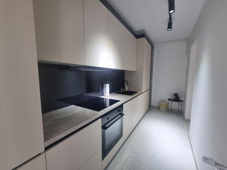 Mall Vitan Dristor 2 camere tip Studio spatios bloc nou prima inchiriere - 11