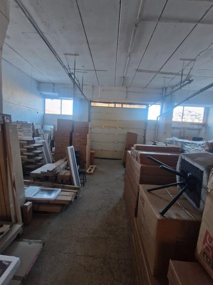 Spațiu industrial, de 950 mp, în Vitan