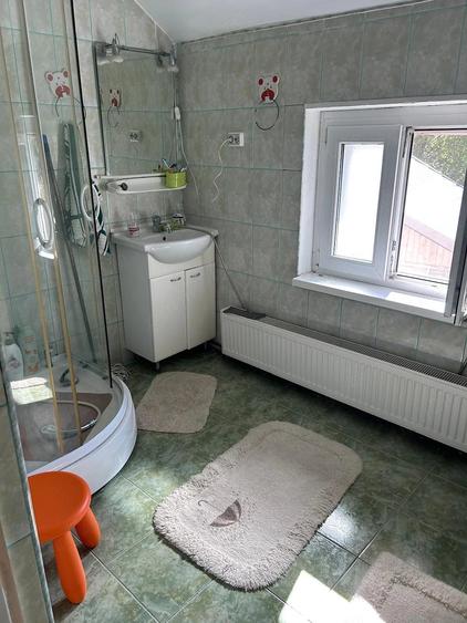 Casă cu 6 camere cu Teren 750 Mp în Agigea