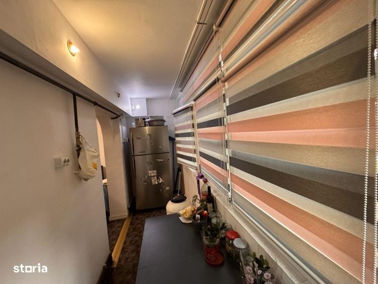 Apartament cu 4 camere decomandat în Lăpuș Argeș