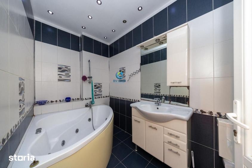Apartament cu 3 camere în Schei