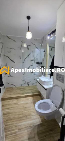 Apartament cu 2 camere decomandat în Timpuri Noi