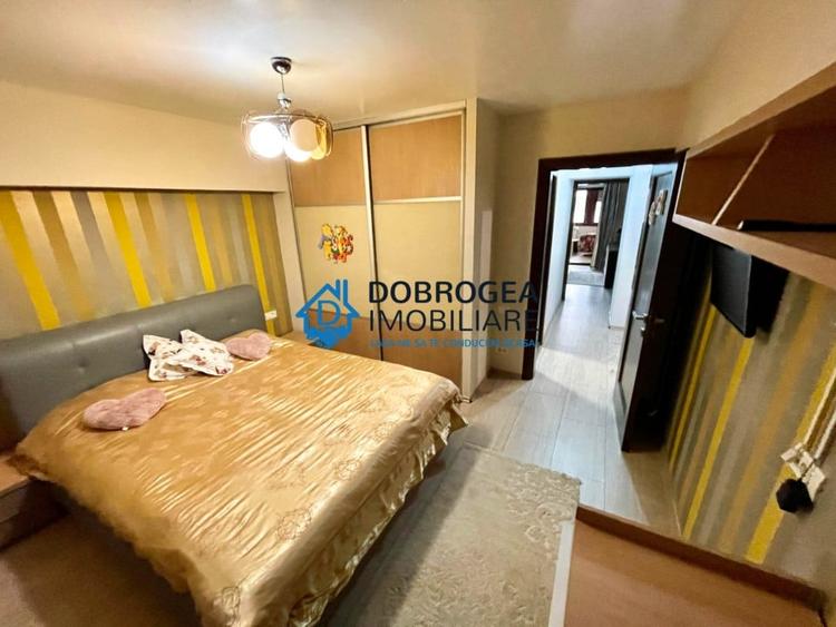 Apartament cu 5 camere decomandat, mobilat în Ultracentral