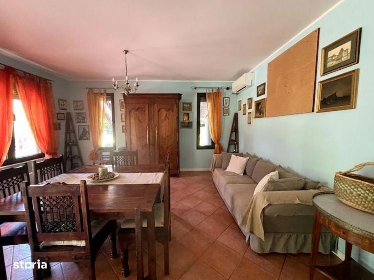 Casă cu 4 camere în Ostratu