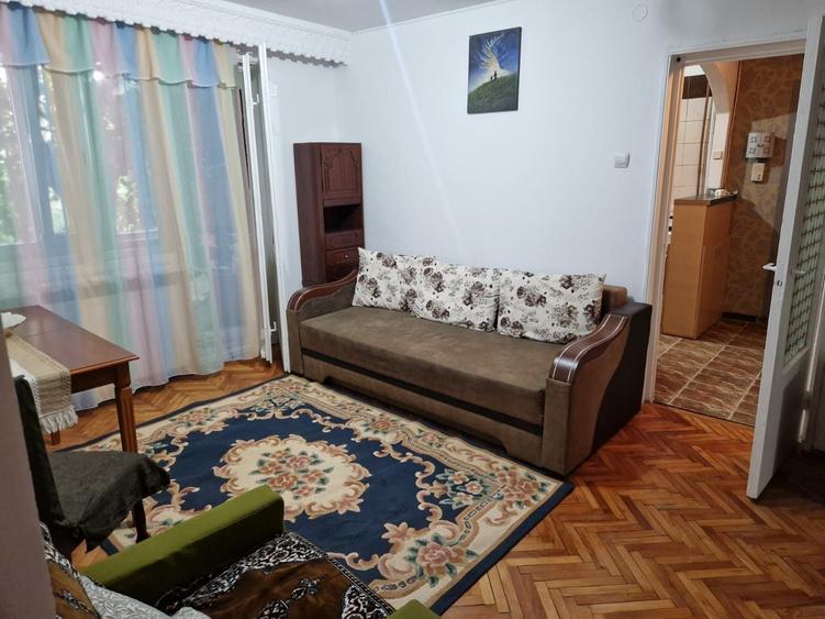 Apartament cu 2 camere semidecomandat în Exterior Vest