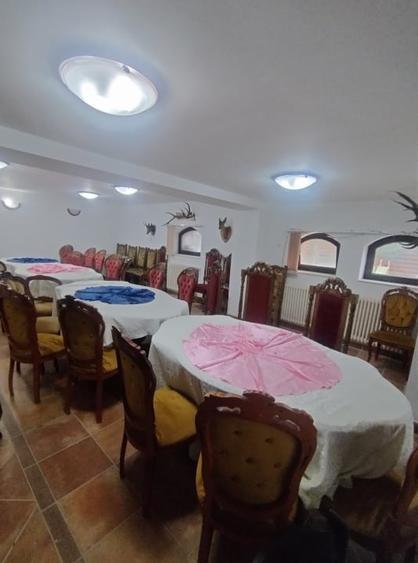 Casă individuală cu 5 camere cu Canalizare în Vălenii de Munte