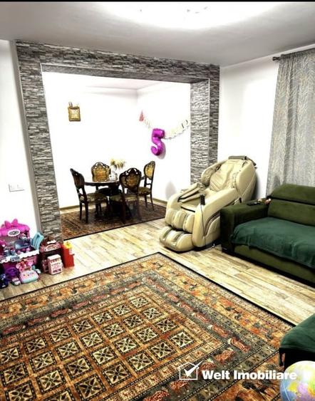 Casă individuală cu 5 camere cu Canalizare în Apahida