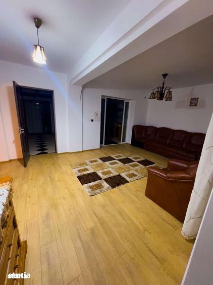 Casă cu 4 camere cu Teren 1000 Mp în Pechea