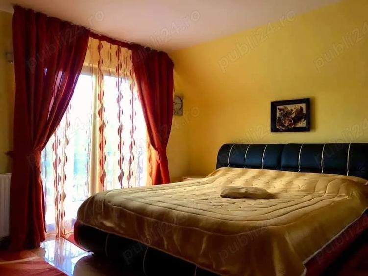 Casă cu 5 camere cu Teren 1500 Mp în Oniceni