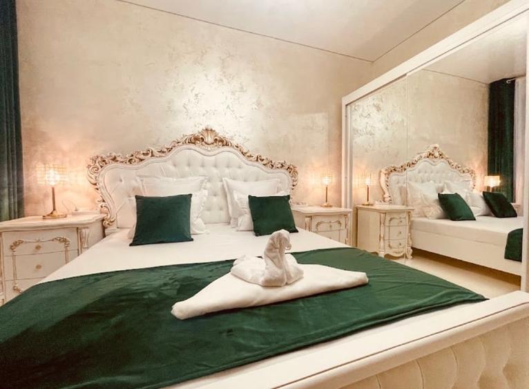Apartament cu 2 camere decomandat, mobilat în Central