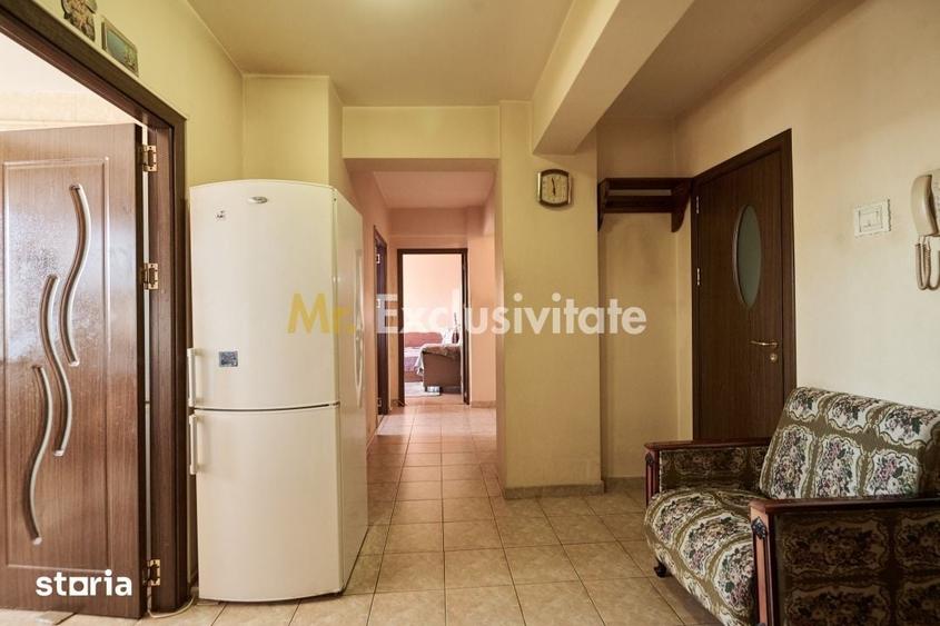 Apartament cu 3 camere în Calea București