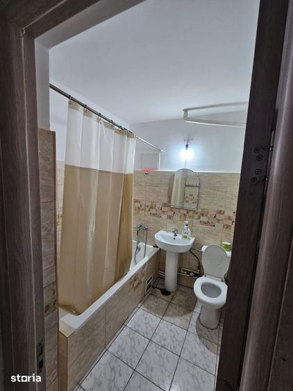 Apartament cu 3 camere Pacurari - 1