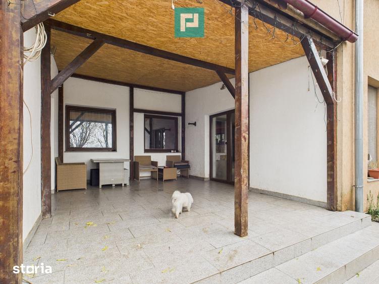 Casă cu 6 camere cu Teren 1376 Mp în Iosefin