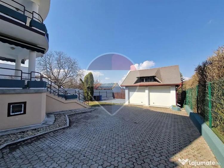 Casă cu 3 camere cu Teren 700 Mp în Zorilor