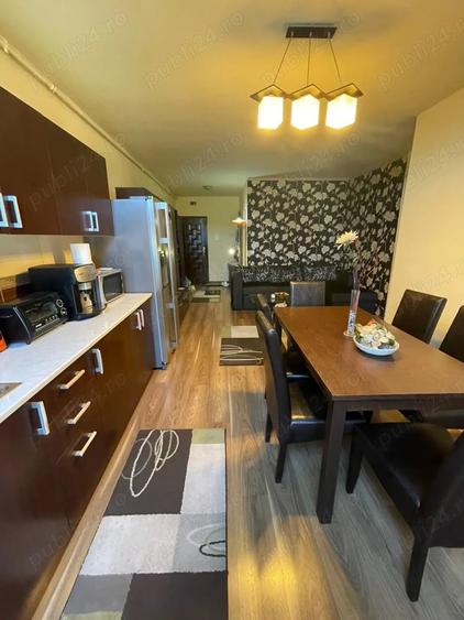 Apartament cu 3 camere decomandat în Iris