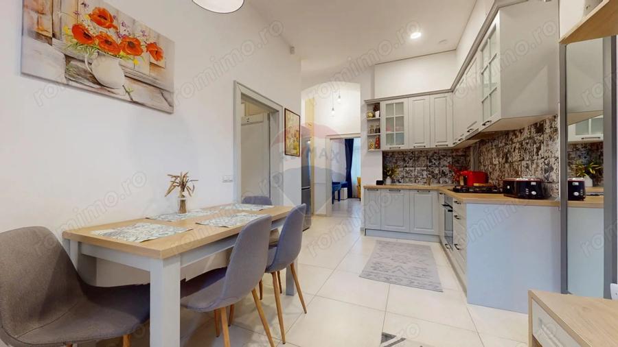 Apartament cu 3 camere decomandat, mobilat în 15 Noiembrie
