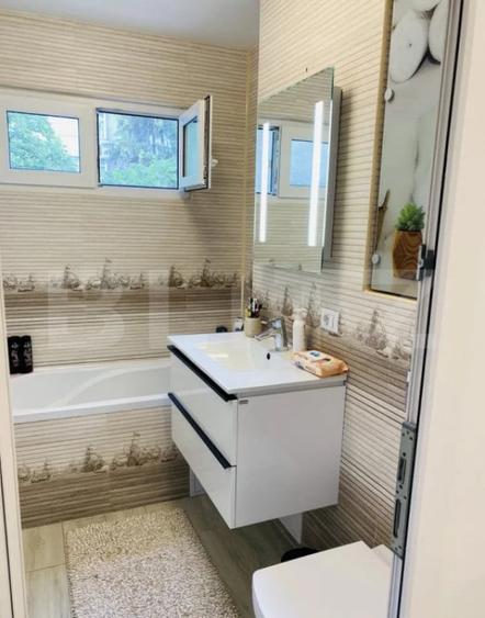 Apartament 3 Camere Podul Ros - 2
