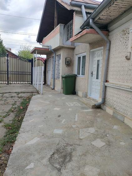 Casă cu 4 camere în Ștefăneștii de Sus