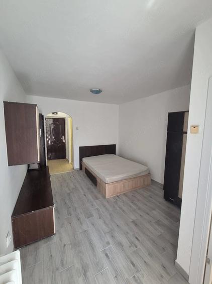Garsonieră decomandată în Alexandru cel Bun