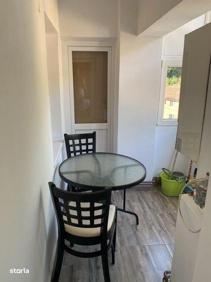 Inchiriez Apartament 2 Camere Resita Piata Sud - 8