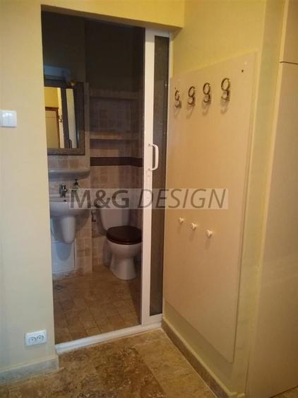 Apartament cu 2 camere decomandat în Medicină