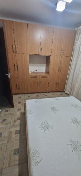 Apartament cu 3 camere decomandat, mobilat în Ultracentral