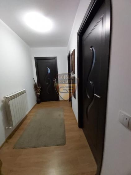 Casă individuală cu 4 camere cu Canalizare în Nord