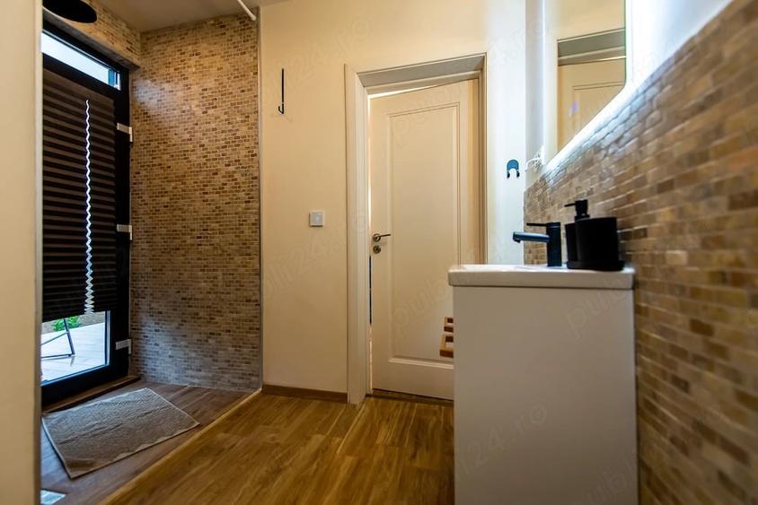 Casă cu Teren 2800 Mp în Herneacova
